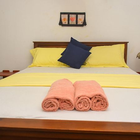 Senu Homestay Sigiriya Esterno foto